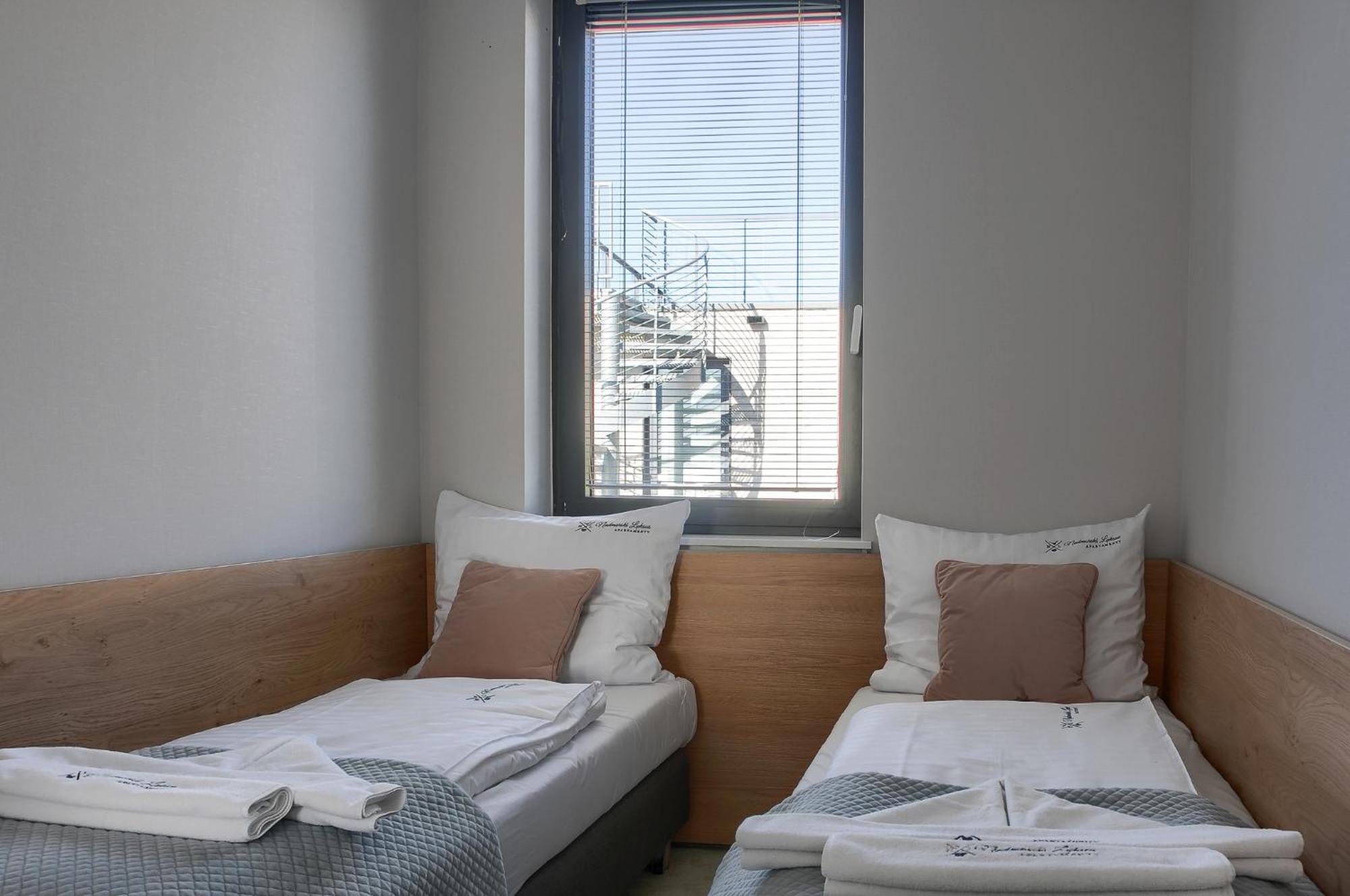 אוסטרוני מורסקי Apartament Nadmorski Luksus - Boulevard מראה חיצוני תמונה