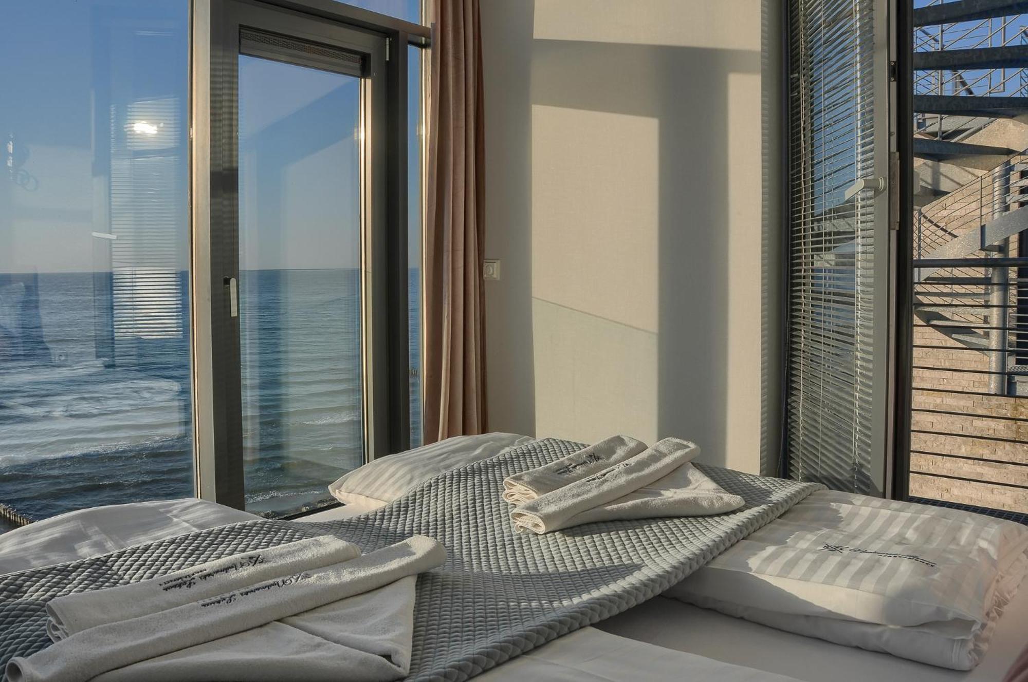 אוסטרוני מורסקי Apartament Nadmorski Luksus - Boulevard מראה חיצוני תמונה